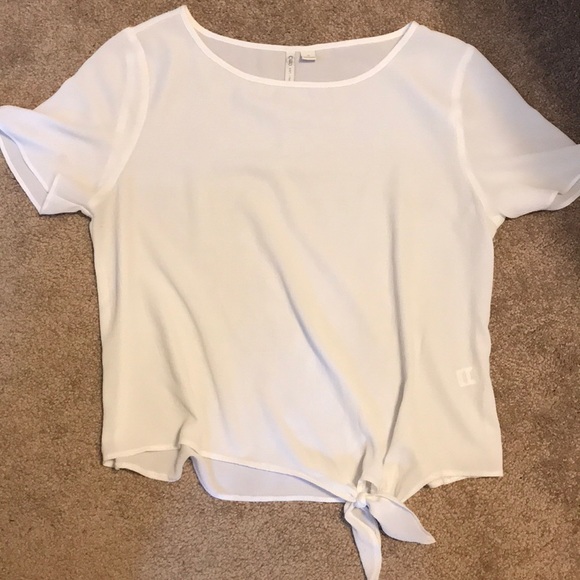 Top - Picture 1 of 2